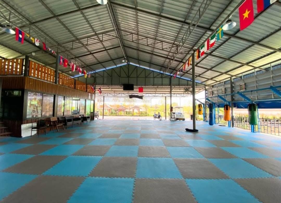 Kraisirapob Boxing Gym — Muay Thai camp in kanchanaburi
