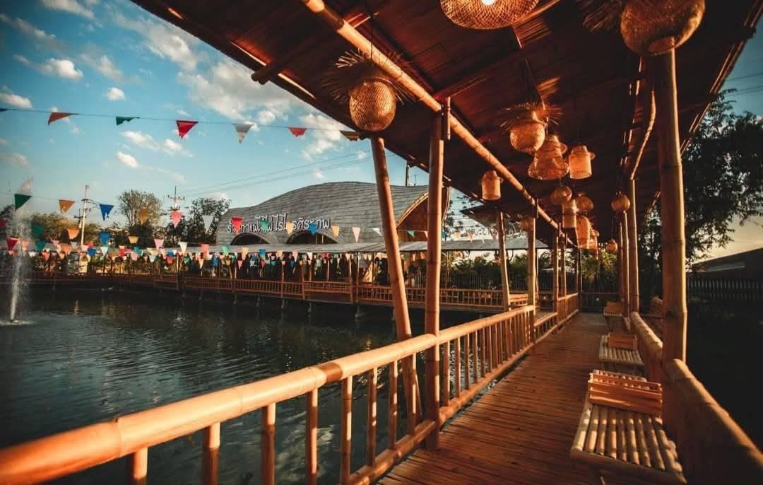 Kraisirapob Boxing Gym — Muay Thai camp in kanchanaburi