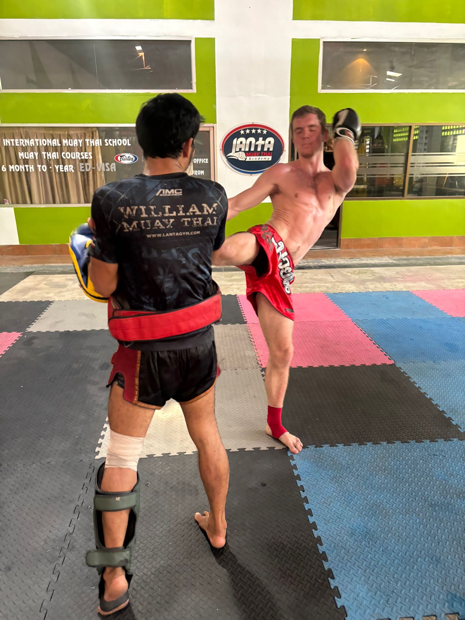Lanta Muay Thai Academy — Muay Thai camp in Krabi